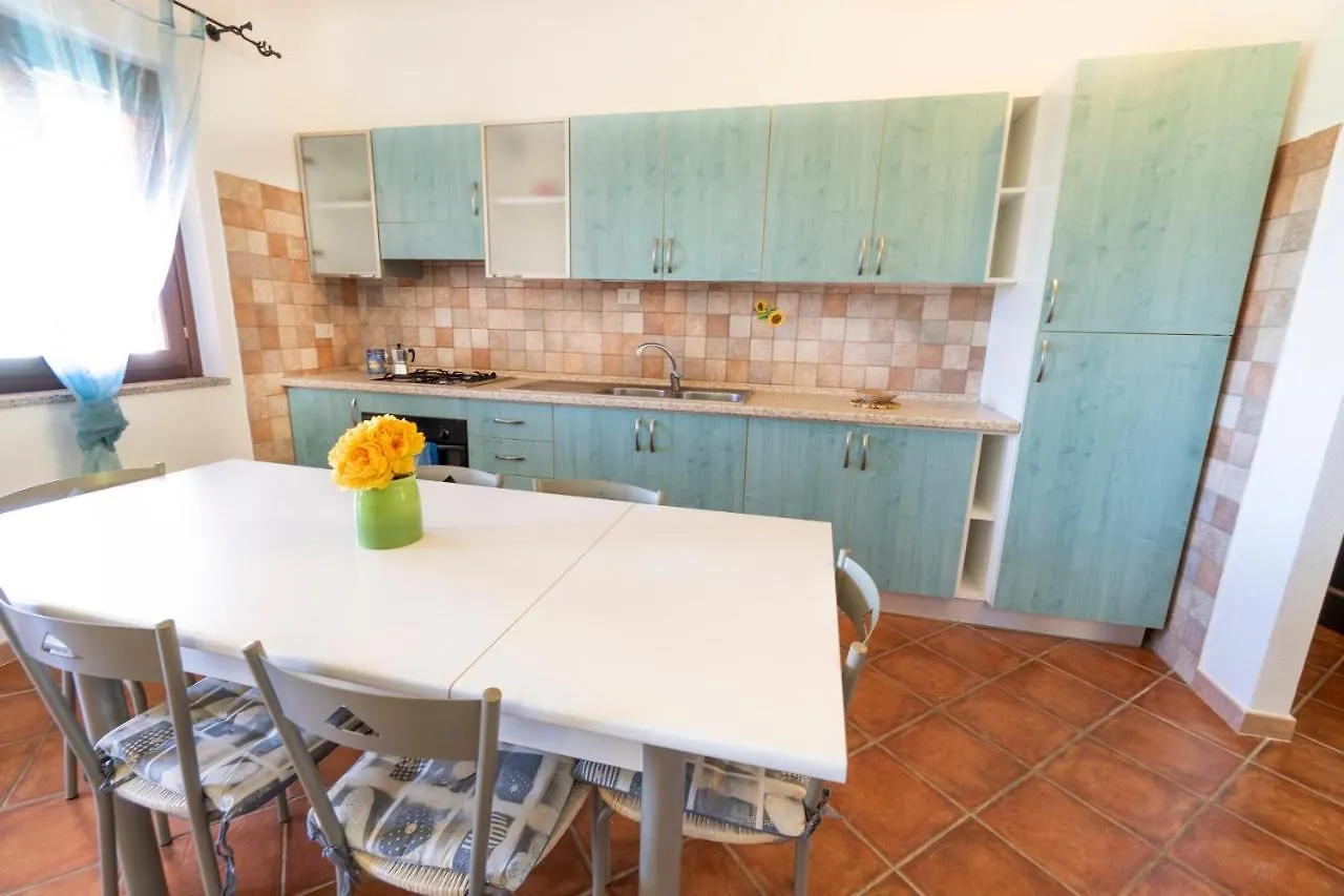 Domus Maiori - Pms Casevacanze Budoni 0*,